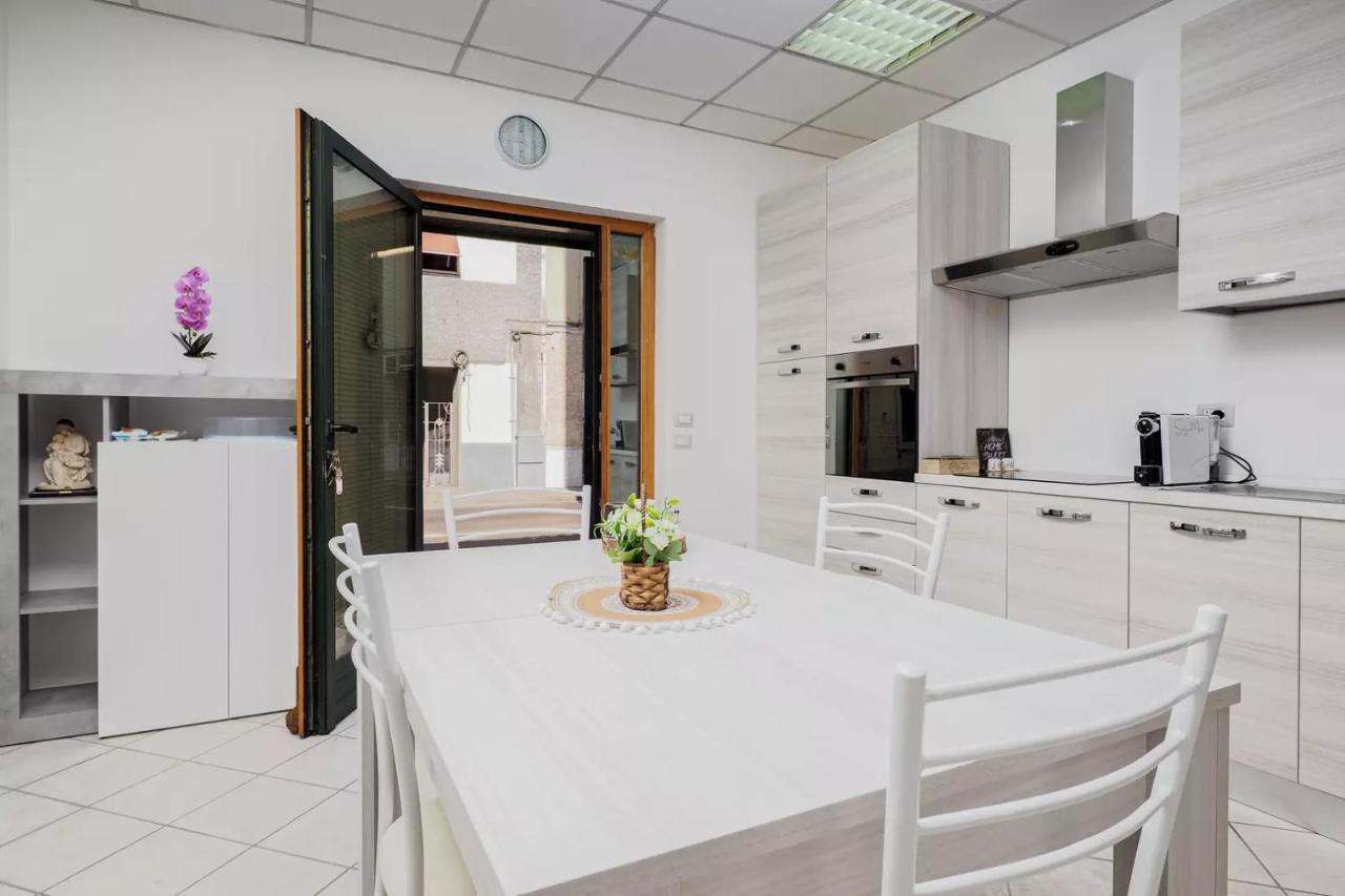 Saint Simplicio House Apartman Olbia Kültér fotó