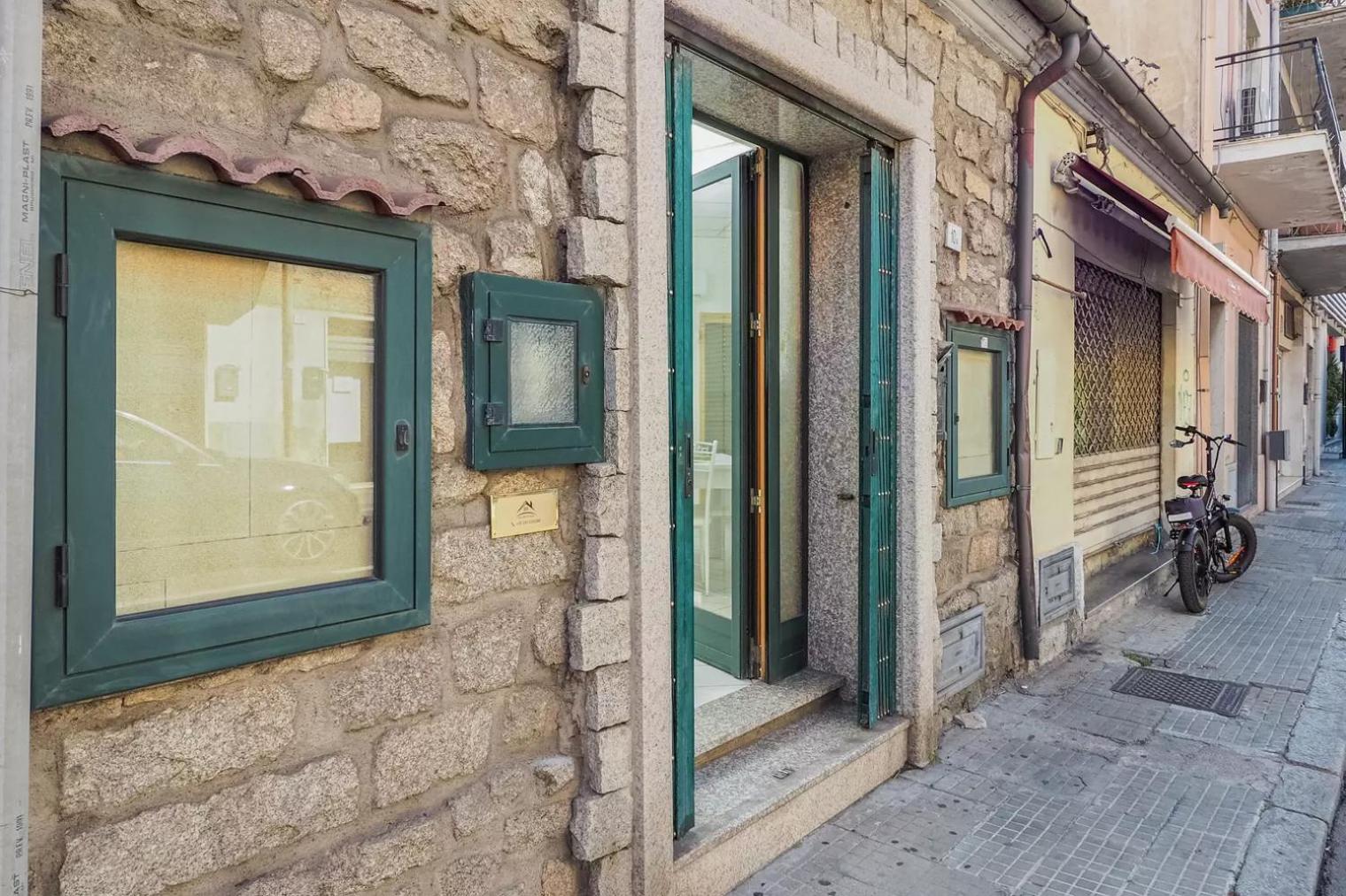 Saint Simplicio House Apartman Olbia Kültér fotó